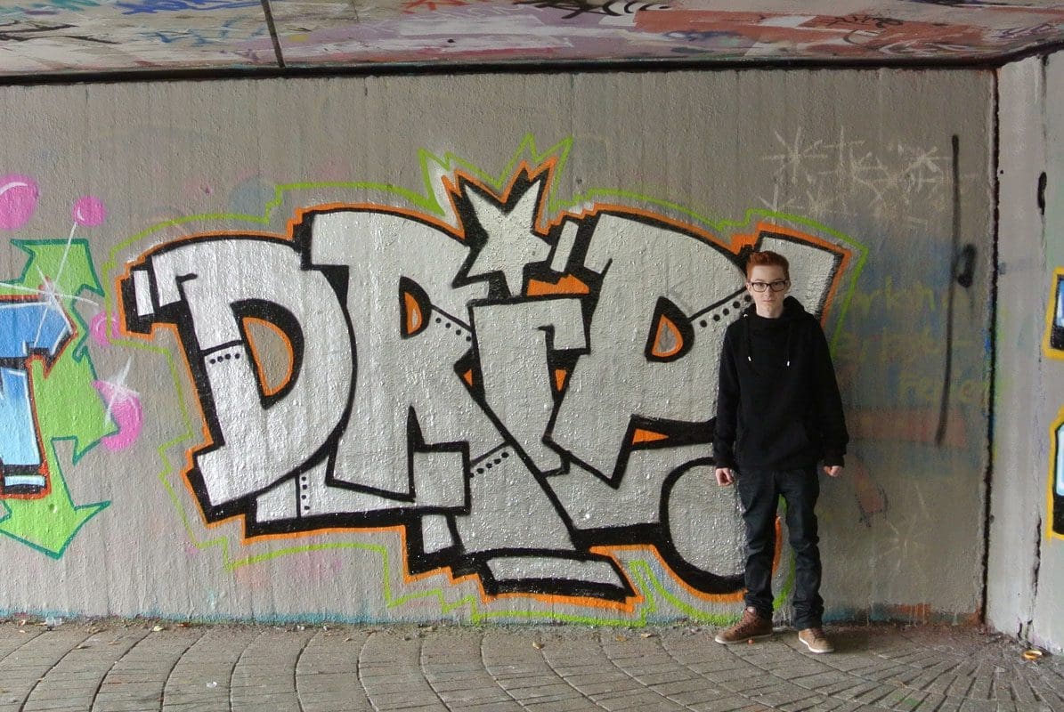 Im Graffiti Workshop in den Herbstferien lernten die Teilnehmer was über Geschichte, Typografie, rechtliches und sprühten ein eigenes Graffiti