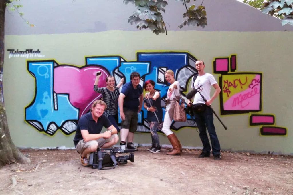 Graffiti Workhsop mit RTL Punkt 12! RTL Sonderserie für Menschen mit Handicap die sich eine Partnerschaft wünschen.