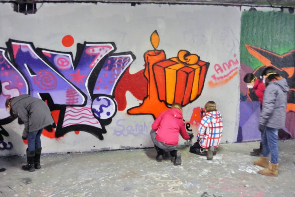 zum 12. Geburtstag von Gül haben wir von Graffiti Stuttgart mit Ihr und Ihren Gästen einen coolen Graffiti Kindergeburtstag gefeiert.