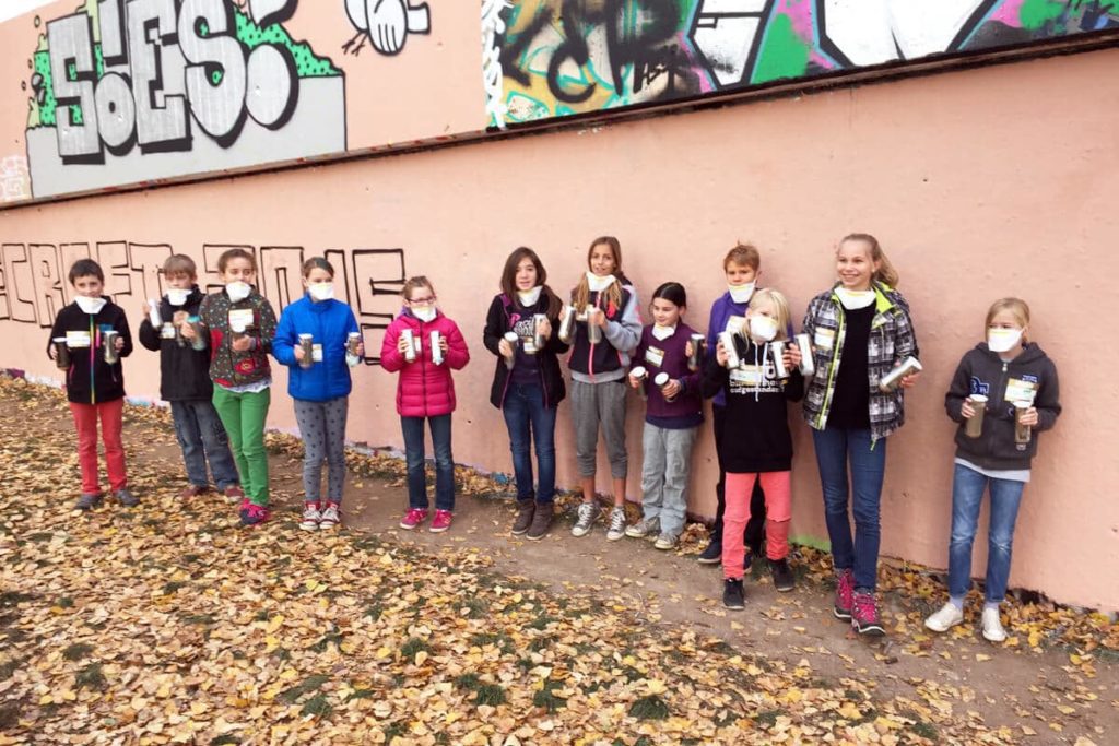 Zum 11. Geburtstag von Nina haben wir von Graffiti Stuttgart mit Ihr und Ihren Gästen einen coolen Graffiti-Kindergeburtstag gefeiert.