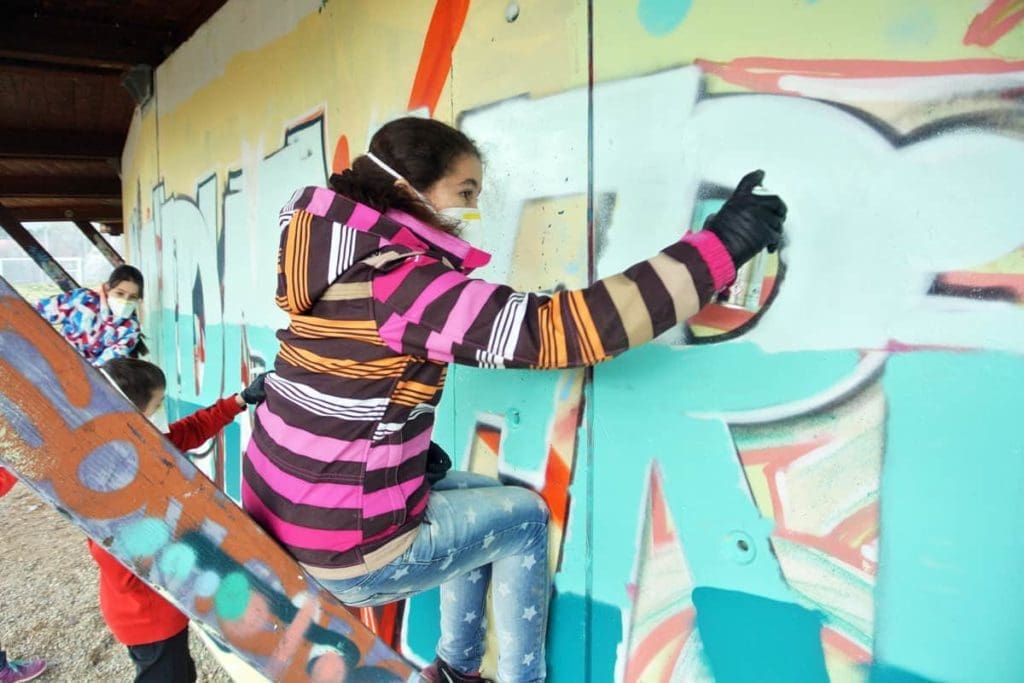 Zum 10. Geburtstag von Linda haben wir von Graffiti Stuttgart mit Ihr und Ihren Gästen einen coolen Graffiti-Kindergeburtstag gefeiert.