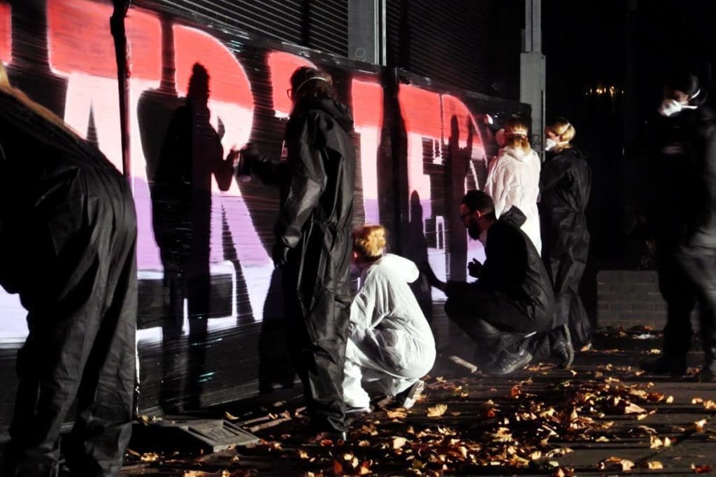 Graffiti Event Just Married! Im Workshop "JUST MARRIED" hat niemand geheiratet und trotzdem stand die "Hochzeit" für diesen Abend im Vordergrund.