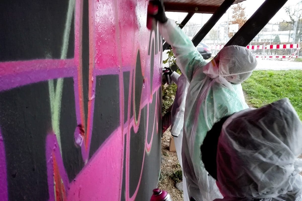 zum 11. Geburtstag von lilly haben wir von Graffiti Stuttgart mit Ihr und Ihren Gästen einen coolen Graffiti Kindergeburtstag gefeiert.