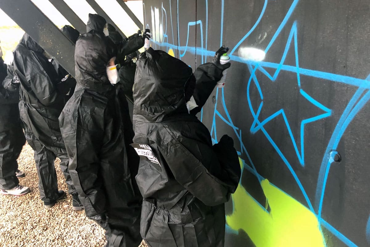 zum 12. Geburtstag von Luisa haben wir von Graffiti Stuttgart mit Ihr und Ihren Gästen einen coolen Graffiti Kindergeburtstag gefeiert.