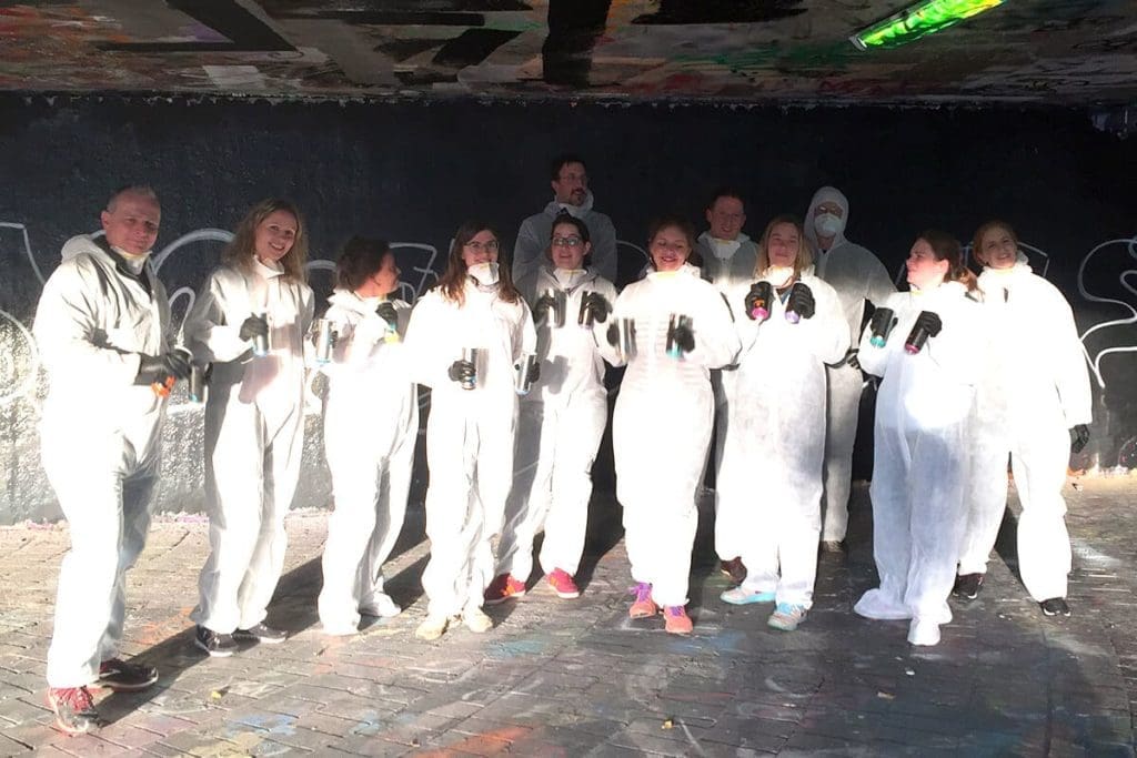 Teambuilding Workshop mal anders! Die Buchhaltungsabteilung der Firma ENBW aus Karlsruhe haben sich dieses Jahr für eine Graffiti Mitmachmalaktion entschieden.