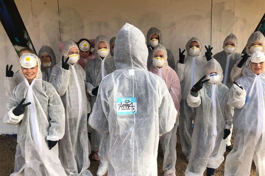 Zum 13. Geburtstag von Anna haben wir von Graffiti Stuttgart mit Ihr und Ihren Gästen einen coolen Graffiti-Kindergeburtstag gefeiert.