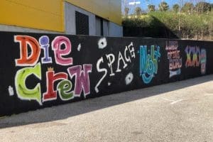 Zusammen mit der Familie Mahn hatten wir farbenfrohes Graffiti Familienevent!