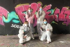 zum 13. Geburtstag von Maya haben wir von Graffiti Stuttgart mit Ihr und Ihren Gästen einen coolen Graffiti Kindergeburtstag gefeiert.