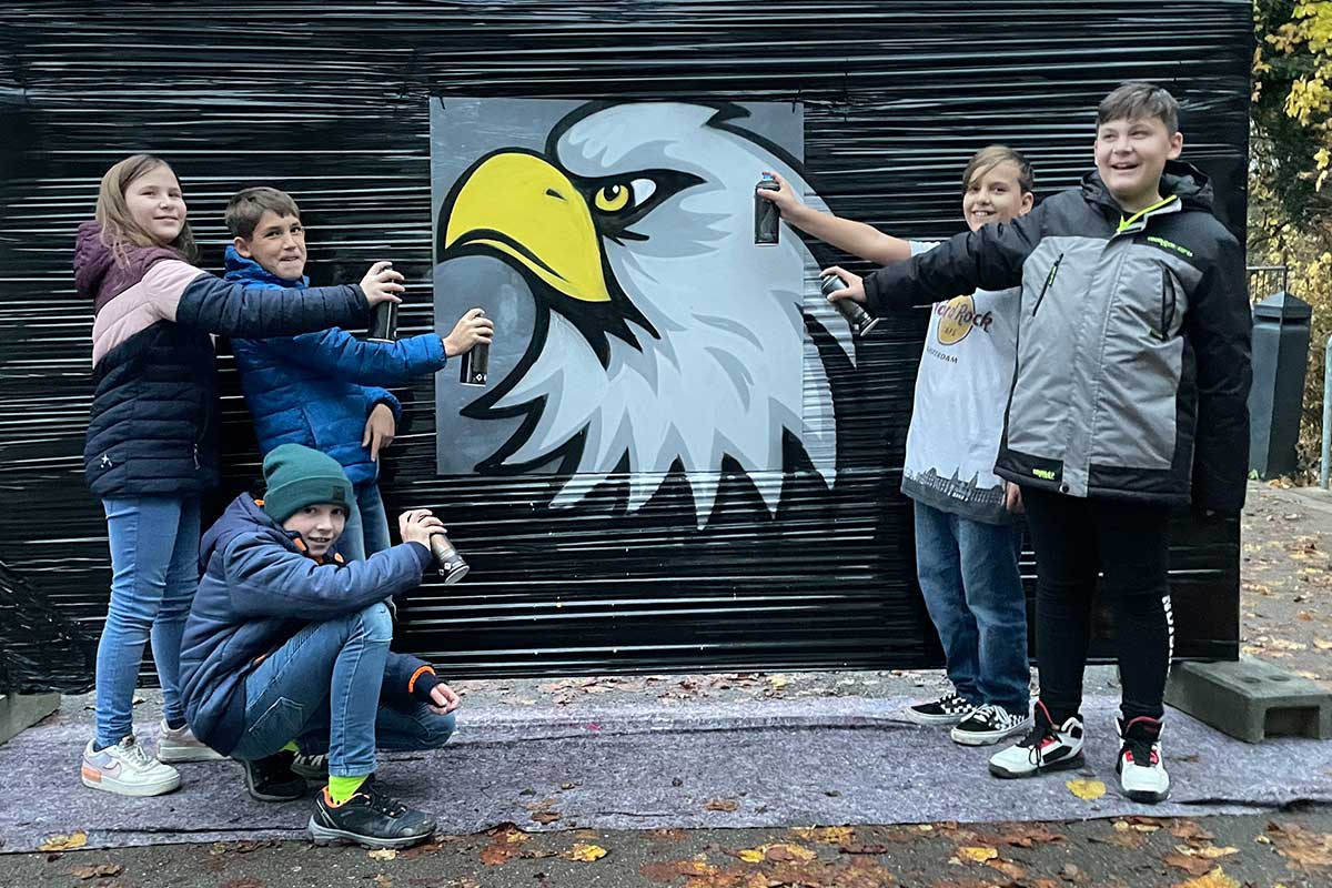 zusammen mit Christian dem Jugendreferat Neuenstein haben wir einen coolen Graffiti Workshop organisiert.
