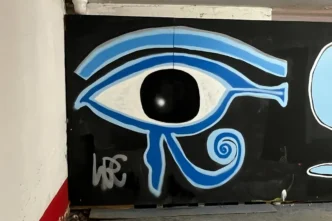 Erfahre wie wir unseren VHS Graffiti-Kurs mit dem Just Spray Schnupperkurs kombiniert haben – eine perfekte Mischung aus Theorie & Praxis für Anfänger.