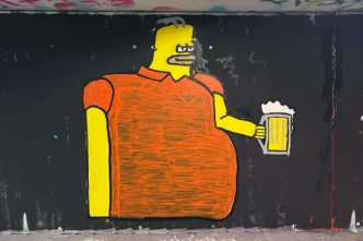 Beim Just Spray Graffiti Schnupperkurs in Stuttgart entstehen echte Graffitis – ohne Vorkenntnisse, mit Profi-Coaching an der Hall of Fame Bad Cannstatt.