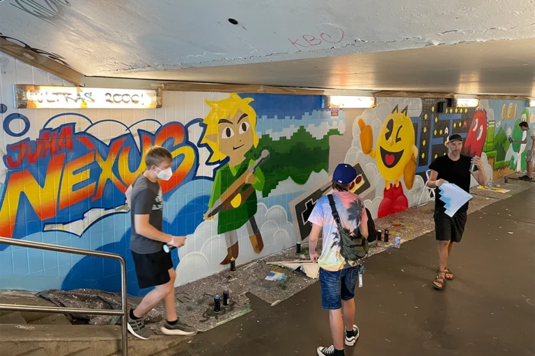 Graffiti-Jugendhausprojekt mit dem Jugendhaus Nexus in Esslingen-Oberesslingen