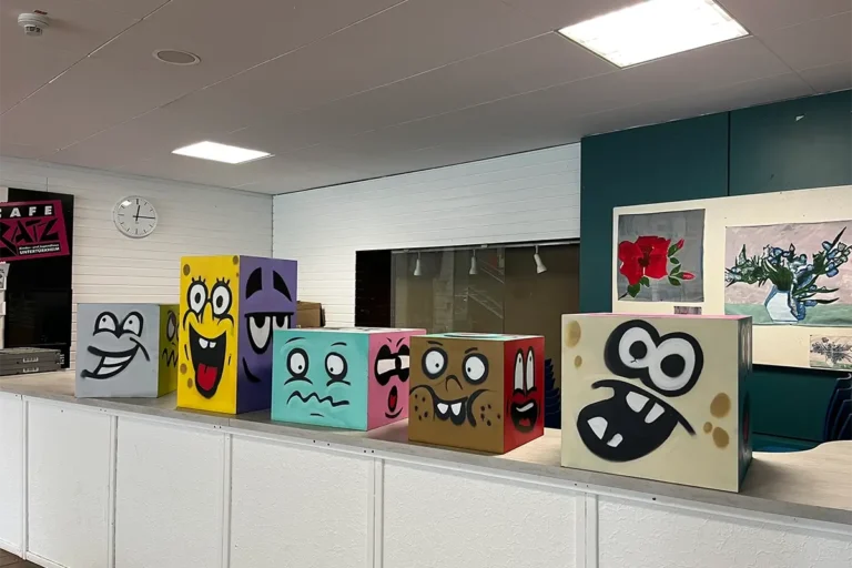 raffiti-Schulprojekt an der Auschule in Stuttgart-Untertürkheim